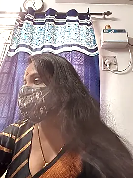 Snapshot of Cutie_Rani chatting on November 5, 2025, 6:46 am Cutie Rani online show from November 5, 2025, 6:46 am