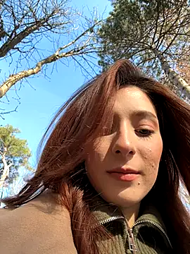 LilluKatten online show from November 28, 2025, 9:45 am