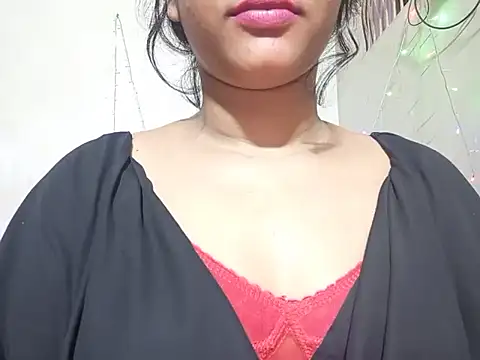 Nancy queen001 online show from November 2, 2025, 5:37 pm