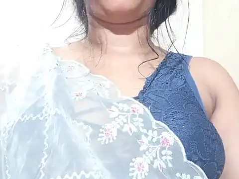 Nancy queen001 online show from November 4, 2025, 9:52 am