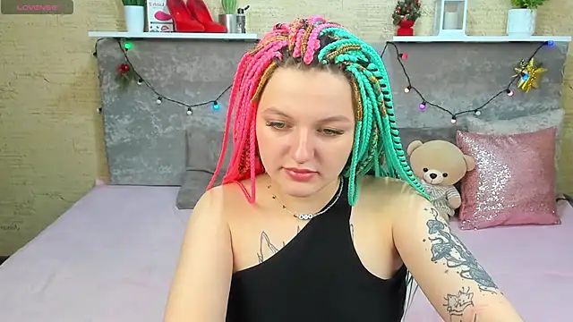 AnnaXPeach online show from December 18, 2025, 12:49 am