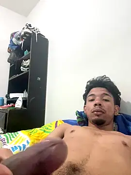 starboy2812 online show from December 17, 2025, 1:17 pm