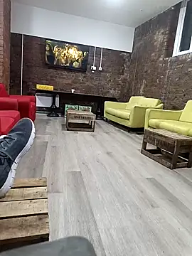 Snapshot of StrangeEye722 chatting on November 15, 2025, 2:31 am StrangeEye722 online show from November 15, 2025, 2:31 am