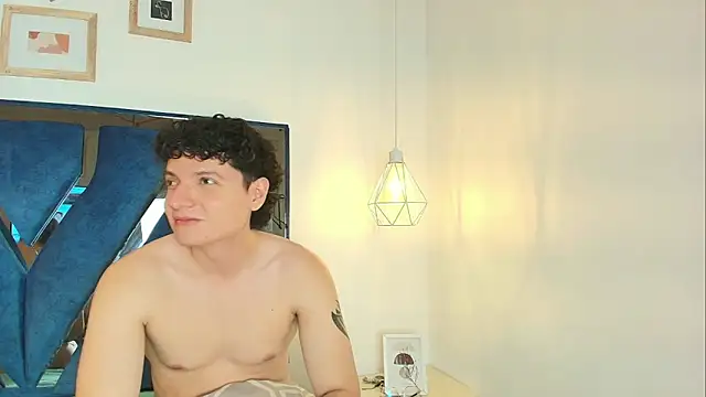 Zoe And Dylan  online show from March 7, 2026, 12:57 pm