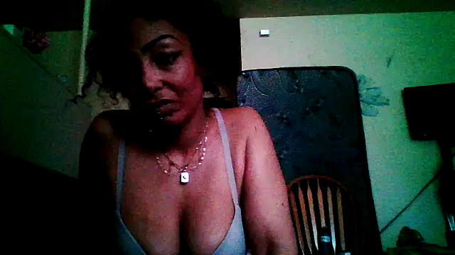 Juicyapplecandy online show from July 20, 2026, 6:10 pm