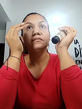 Samaraa Lee online show from November 22, 2025, 11:42 am