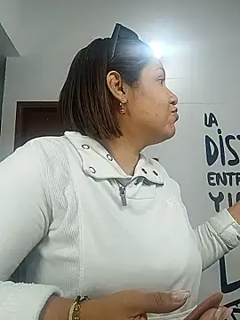 Samaraa Lee online show from January 8, 2026, 12:51 pm