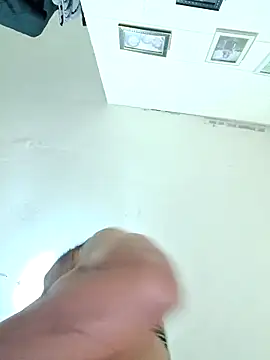 Innsacianle online show from February 23, 2026, 4:32 am