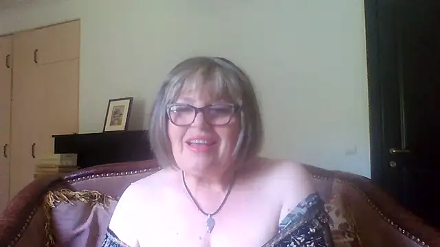 Milaniya606 online show from July 16, 2026, 12:33 pm