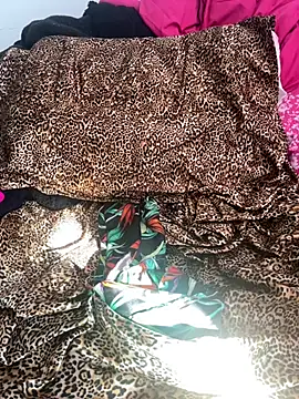 Snapshot of superwetpeach chatting on February 12, 2026, 3:07 pm superwetpeach online show from February 12, 2026, 3:07 pm