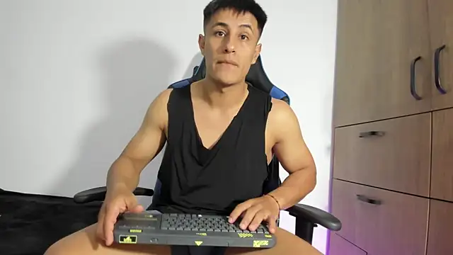 dorman boy online show from February 6, 2026, 3:55 am