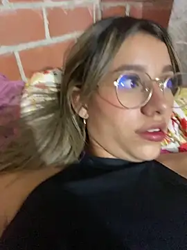 liahot69 online show from March 29, 2026, 11:16 pm