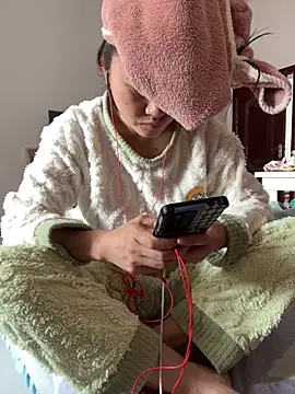 daaqnn online show from November 17, 2025, 12:49 am