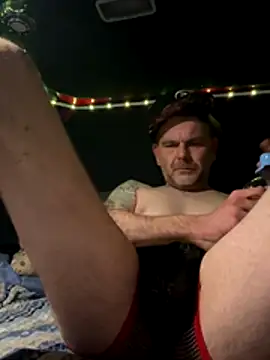 ChrissiSylt online show from November 5, 2025, 1:49 am