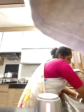 Hot-Sana2 online show from April 13, 2026, 2:22 pm