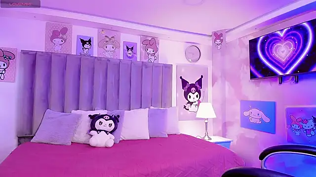 ClaudiaSophia online show from February 4, 2026, 11:16 am