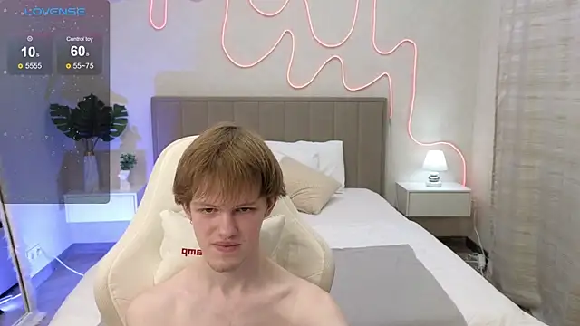 Fakeangel87 online show from November 14, 2025, 1:26 am