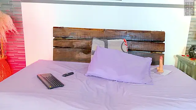 Oriana 03 online show from February 21, 2026, 11:44 am