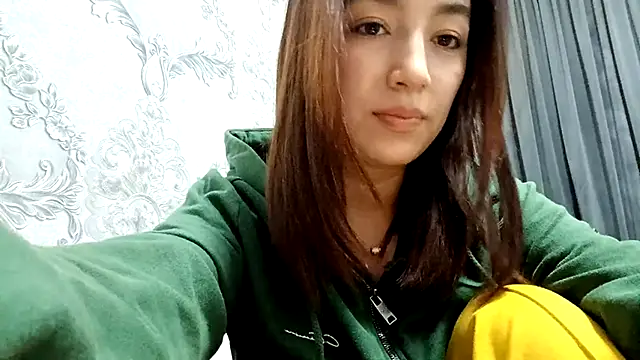 Sofiagreetings online show from November 5, 2025, 1:33 pm