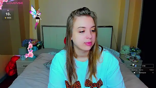 AlexissMmm online show from November 12, 2025, 11:54 am