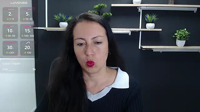 Snapshot of Lauryn_Jones chatting on July 11, 2026, 5:59 pm Lauryn Jones online show from July 11, 2026, 5:59 pm