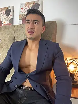 Chris Clarck online show from November 28, 2025, 8:22 pm