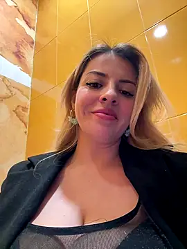 jordynjace online show from December 17, 2025, 9:48 am