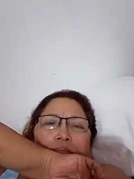 Cessi50 online show from February 13, 2026, 2:51 am