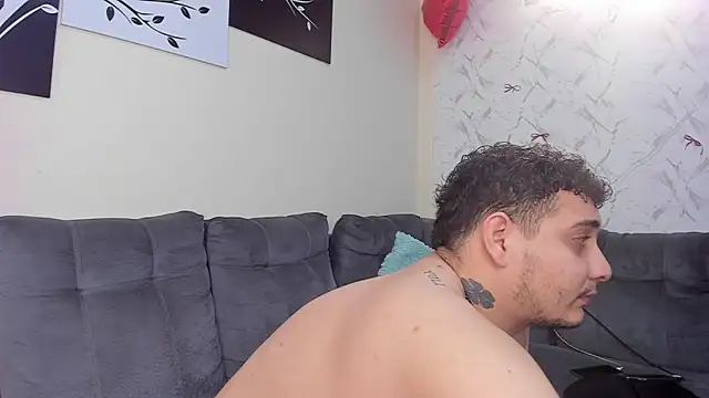 crazy-keisyhot online show from June 18, 2026, 2:56 am