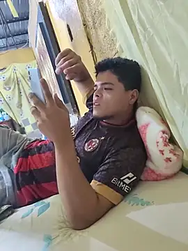 Snapshot of taylor1991V chatting on November 1, 2025, 2:13 am taylor1991V online show from November 1, 2025, 2:13 am