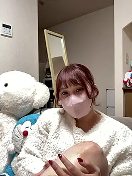 reika33 online show from February 8, 2026, 10:18 am