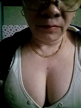 small-house123 online show from February 20, 2026, 6:30 pm