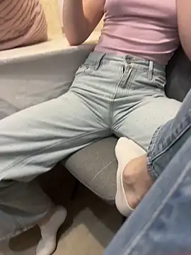 Snapshot of yourboy777 chatting on November 3, 2025, 7:15 pm yourboy777 online show from November 3, 2025, 7:15 pm