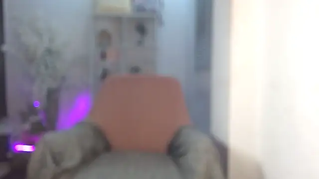 Anaya0000 online show from April 27, 2026, 10:30 pm