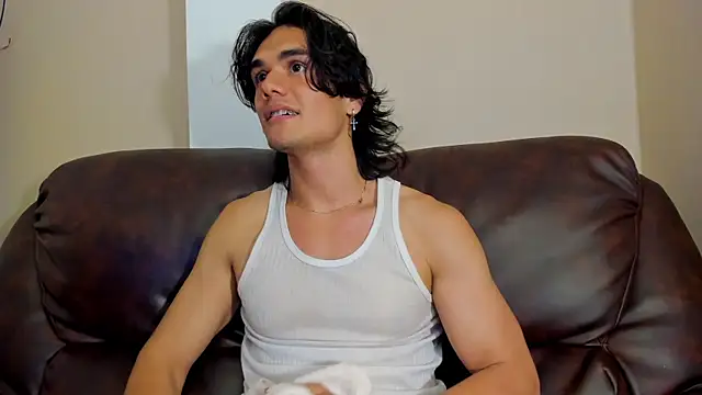 James Morrisonm online show from November 12, 2025, 9:03 pm