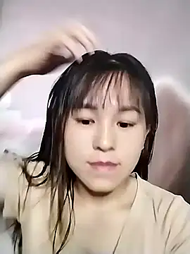 meeow-bimew online show from November 3, 2025, 9:43 am