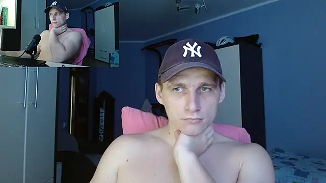 Hot Sports And Languages online show from November 2, 2025, 1:02 pm