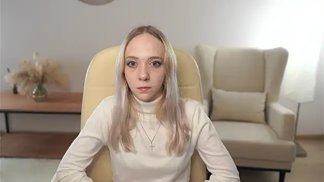 Snapshot of MaricelaCarolla chatting on November 2, 2025, 7:22 am MaricelaCarolla online show from November 2, 2025, 7:22 am