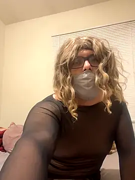 kittymia471 online show from November 2, 2025, 12:51 pm