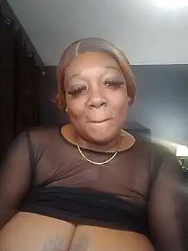 Snapshot of BiancaClarkson chatting on November 6, 2025, 5:08 am BiancaClarkson online show from November 6, 2025, 5:08 am