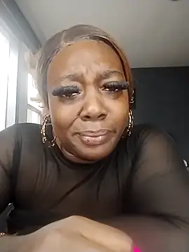 Snapshot of BiancaClarkson chatting on November 13, 2025, 5:34 pm BiancaClarkson online show from November 13, 2025, 5:34 pm