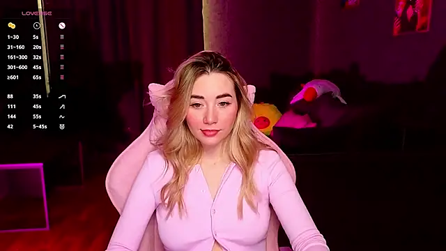 Rosie Mac online show from February 16, 2026, 2:51 am