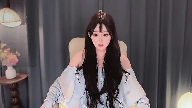 Yaiyigirl online show from February 14, 2026, 2:47 pm