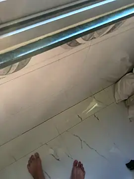 Snapshot of dicksize_9inch chatting on March 5, 2026, 11:06 am dicksize 9inch online show from March 5, 2026, 11:06 am