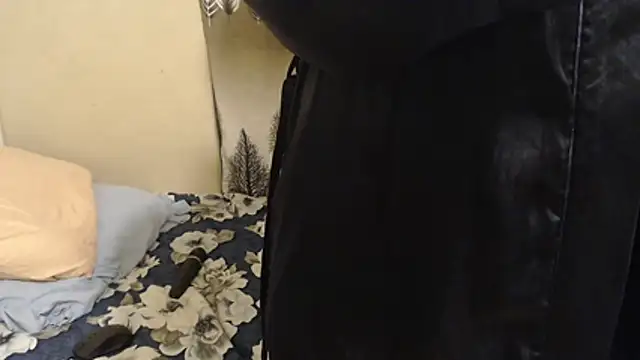 SexyLipss  online show from July 8, 2026, 11:09 pm
