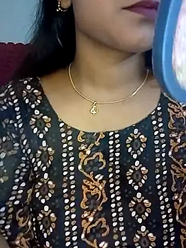 Snapshot of Neha533 chatting on June 1, 2026, 6:20 pm Neha533 online show from June 1, 2026, 6:20 pm
