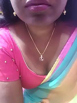 hyd couple7878 online show from February 8, 2026, 1:14 pm