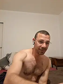 Snapshot of sucemoila77 chatting on November 3, 2025, 4:19 pm sucemoila77 online show from November 3, 2025, 4:19 pm