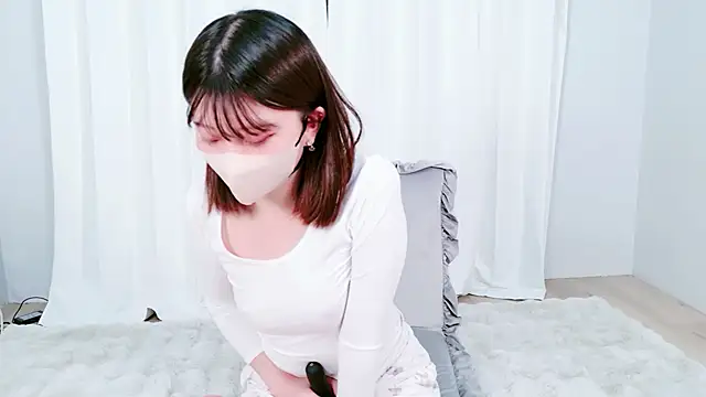 MIYU  online show from November 2, 2025, 4:53 pm