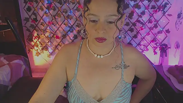 katjohanna online show from February 7, 2026, 12:36 am